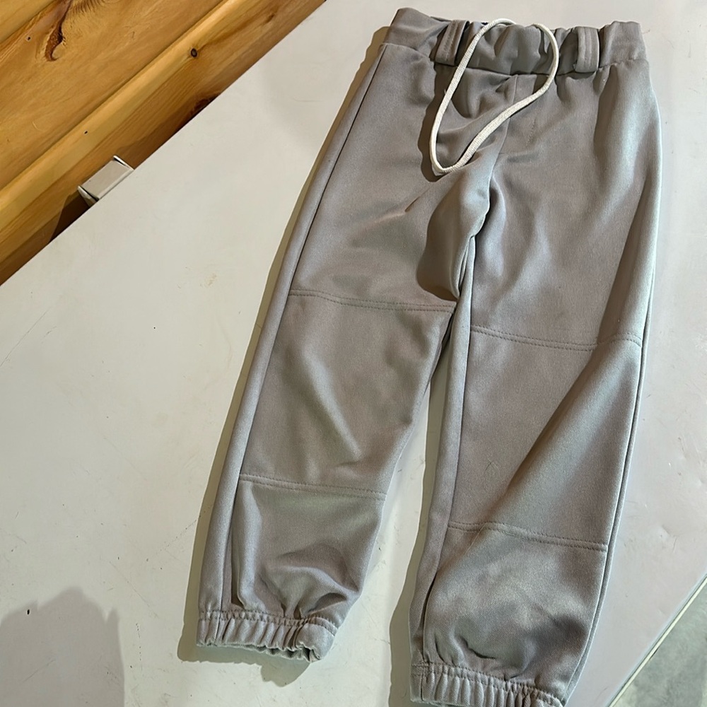 T-ball/baseball pants